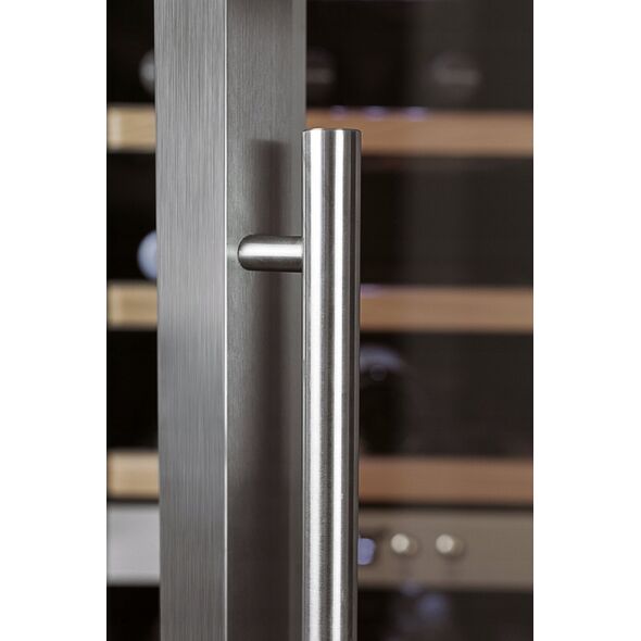 Chłodziarka do wina Caso Caso | Wine cooler | WineComfort 24 | Energy efficiency class G | Bottles capacity 24 bottles | Cooling type Compressor technology | Juodas
