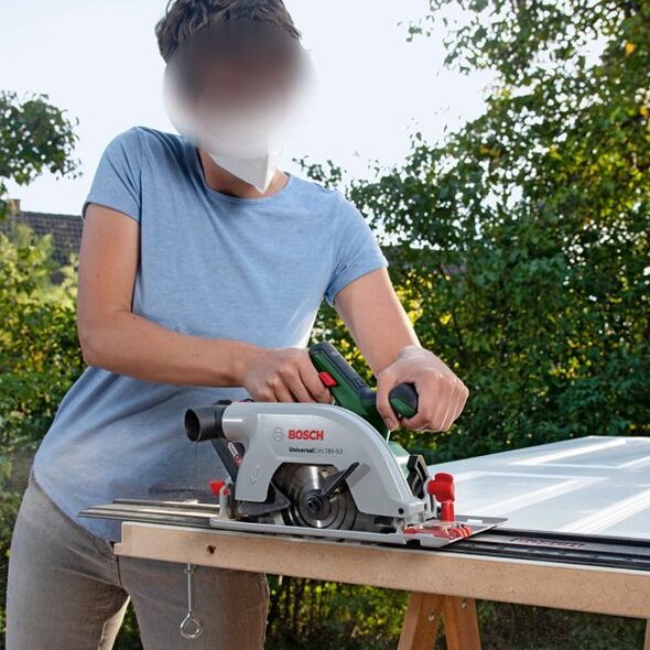 Pilarka tarczowa Bosch UniversalCirc 18V-53 18 V 160 mm