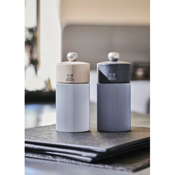 Młynek do przypraw Peugeot Peugeot Line Holz/Aluminium Salzmühle 12 cm Graphit