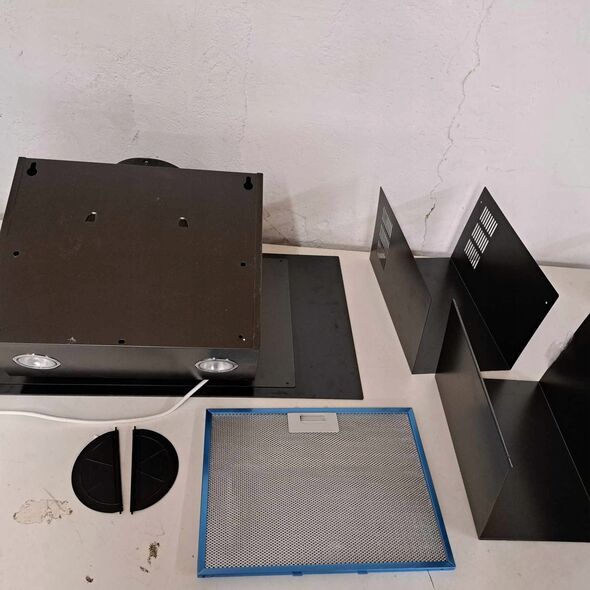 Okap Siemens Siemens LC85KDK60 IQ100 Angled Cooker Hood