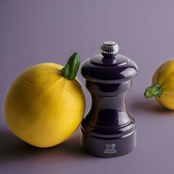 Młynek do przypraw Peugeot Peugeot Bistro pepper mill 10 cm eggplant lacquered wood