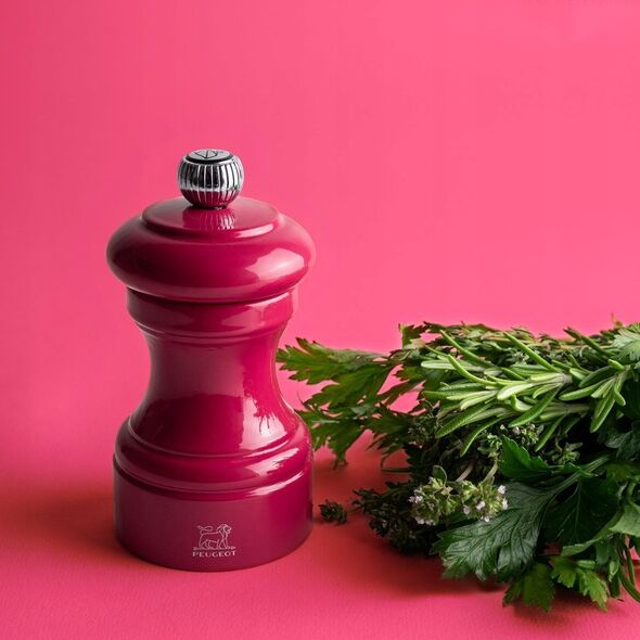 Młynek do przypraw Peugeot Peugeot Bistro salt mill 10 cm candy pink lacquered wood