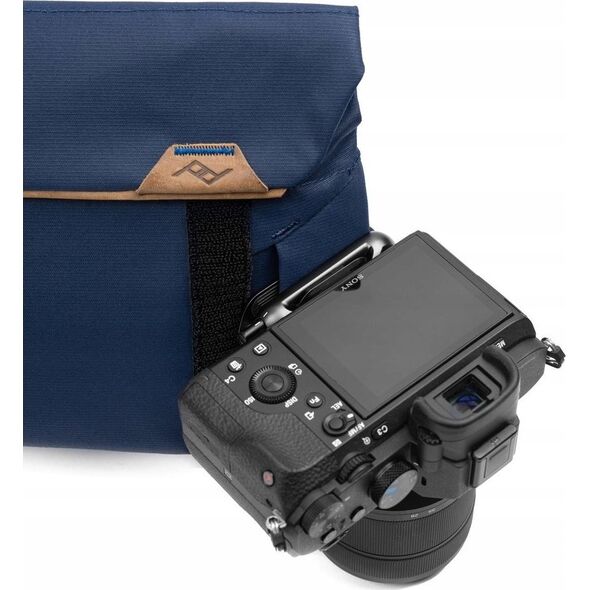 Torba Peak Design Peak Design Field Pouch Midnight v2 - Niebieski, z paskiem
