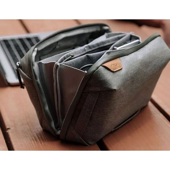 Torba Peak Design Wkład Travel Line Peak Design Tech Pouch Sage v2 - szarozielony