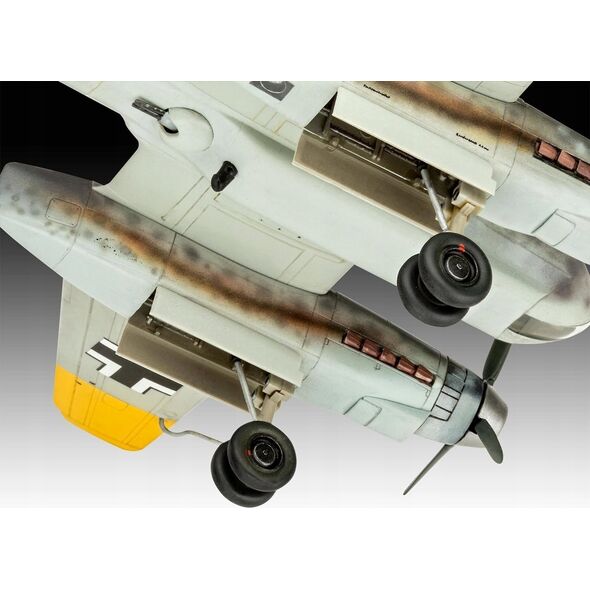 Revell Model plastikowy Arado AR-240 1/72