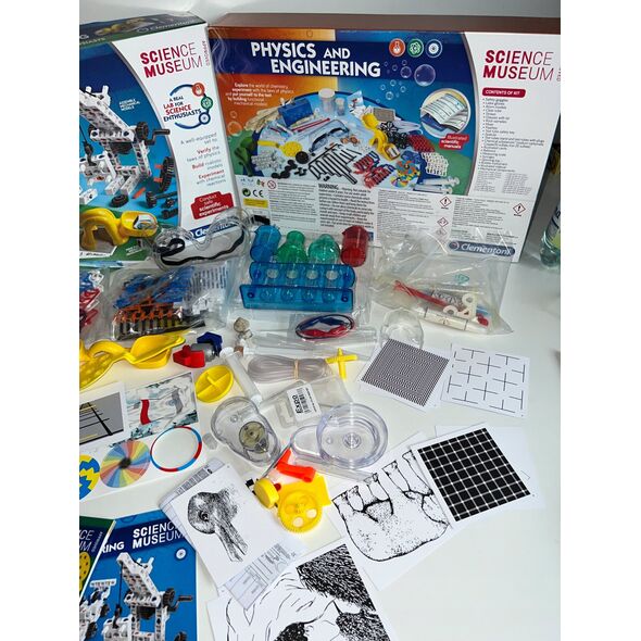 Clementoni Clementoni, Science Museum, Physics And Engineering Lab, For Boys, 8+ years For Boys