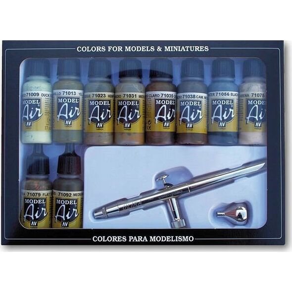 Vallejo Vallejo: Model Air - Airbrush + Camouflage 10x17