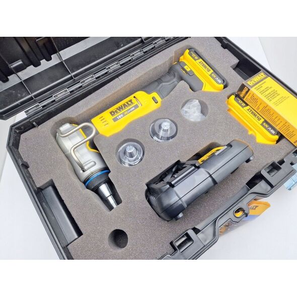 Dewalt AKUMULATOROWY ROZSZERZACZ DO PEX KALIBRATOR 18V XR 2*2.0AH