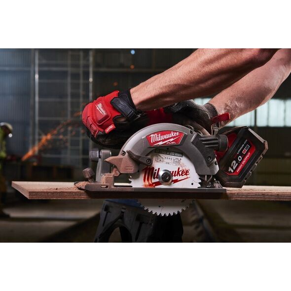 Milwaukee MILWAUKEE CIRCULAR SAW 184x30x2.4x54z ALUMINUM CSB P W