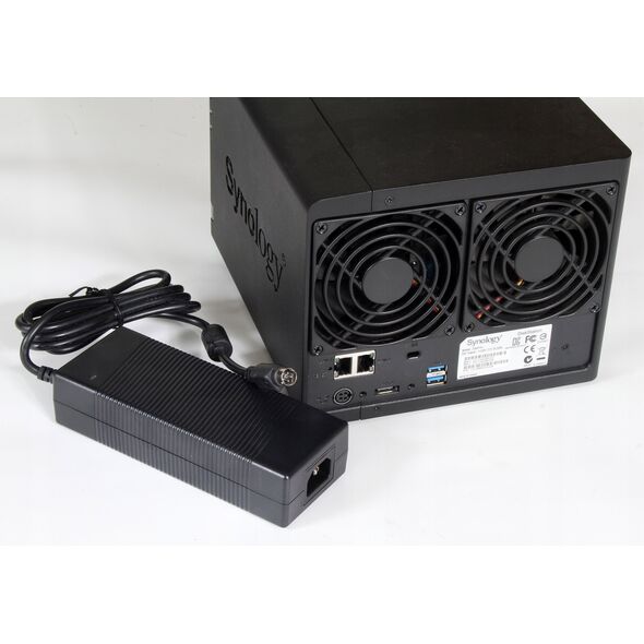 Zasilacz Synology Synology Adapter 90W_1 adapter zasilający/ inwentor Wewnętrzna 90 W Czarny