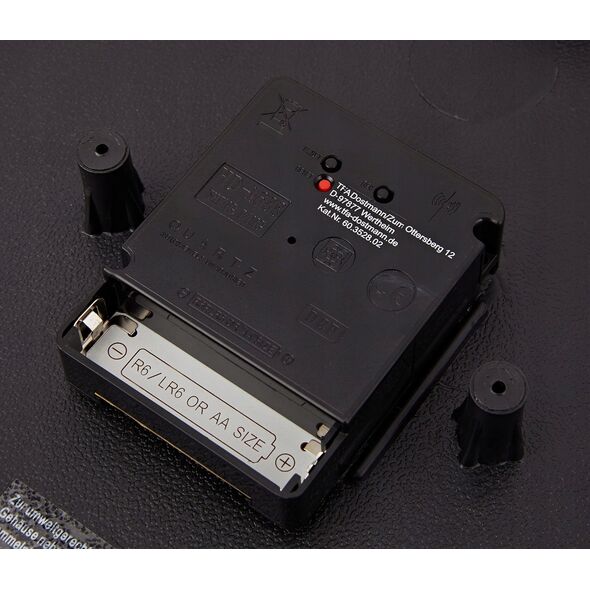 TFA TFA 60.3528.02  radio-controlled wall clock aluminium
