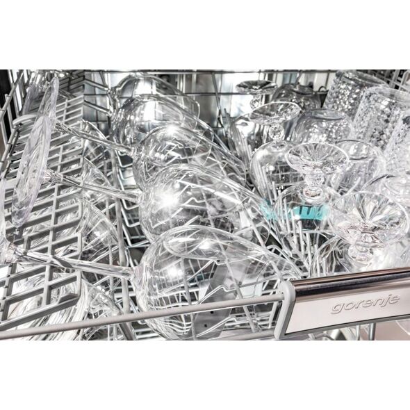 Zmywarka Gorenje Gorenje | Dishwasher | GS643E90X | Free standing | Width 59.9 cm | Number of place settings 16 | Number of programs 6 | Energy efficiency class E | Display | AquaStop function | Silver