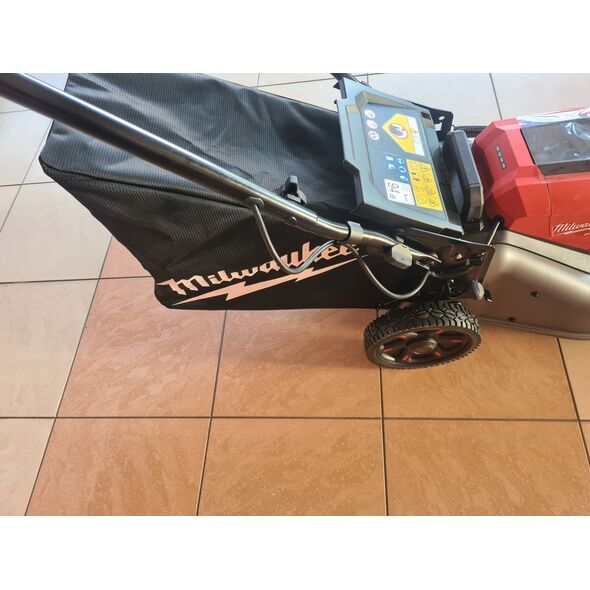 Kosiarka akumulatorowa Milwaukee MILWAUKEE.MOWER 2x18V M18F2LM46-802 2x8.0Ah 46cm