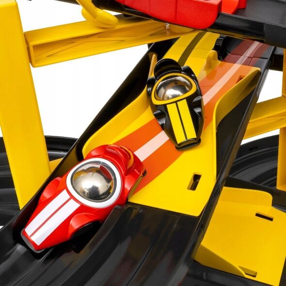 Brio BRIO racetrack tower with two racing cars, toy vehicle