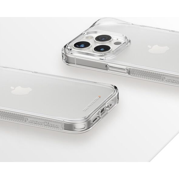 PanzerGlass PanzerGlass HardCase iPhone 15 Pro 6.1" D3O 3xMilitary grade transparent 1173