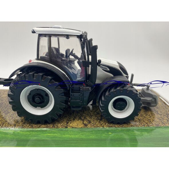 Teka Valtra N174 z przyczep± BBURAGO