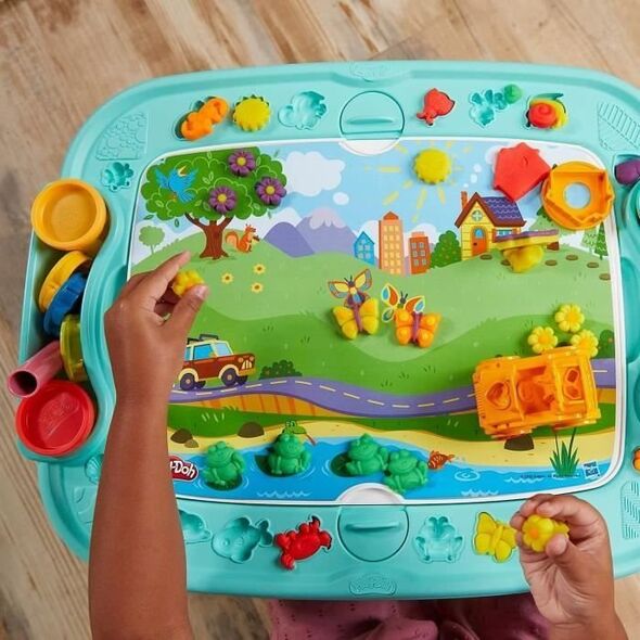 Play-Doh PLAY-DOH Playset 2 in 1 Creativity starter station