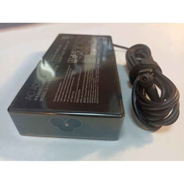 Zasilacz do laptopa Asus ASUS 0A001-00860100 adapter zasilający/ inwentor Wewnętrzna 120 W Czarny
