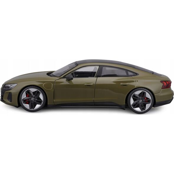Bburago 2022 Audi RS E-Tron GT Green 1:18 BBURAGO