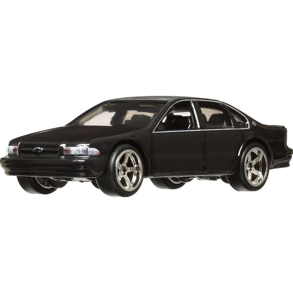 Mattel	Hot Wheels Samochodzik Boulevard 1:64 GJT68 MATTEL mix cena za 1 szt op.10