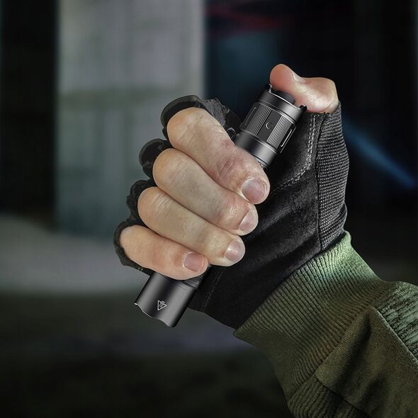 Latarka Fenix Fenix Torch PD35R
