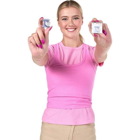 Zuru Mini Brands Home Capsule