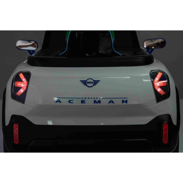 Mini Auto na akumulator Pojazd Mini Concept Aceman Biały 4x4