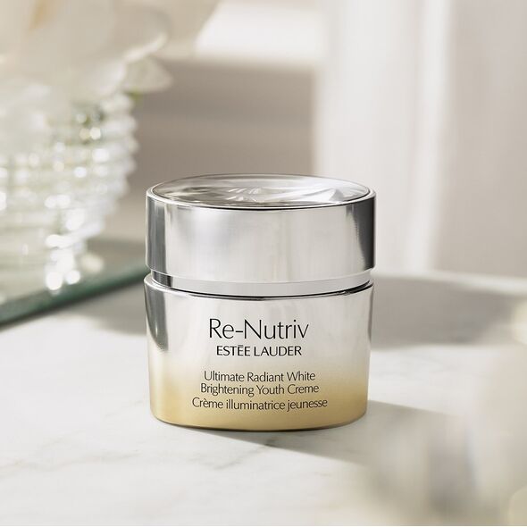 Estee Lauder Estee Lauder, Re-Nutriv - Ultimate Radiant White Brightening Youth, White Tuberose Extract, Hydrates/Nourishes/Strengthens & Shine, Day, Cream, For Face, 50 ml For Women