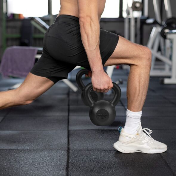 Kettlebell Rebel RBA-2323-18 żeliwny 18 kg
