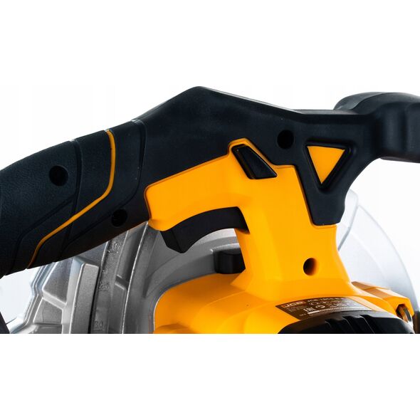 Pilarka tarczowa JCB Pilarka zagłębiarka akumulatorowa 18V 165mm (kpl.: akumulator 2Ah, ładowarka, torba)