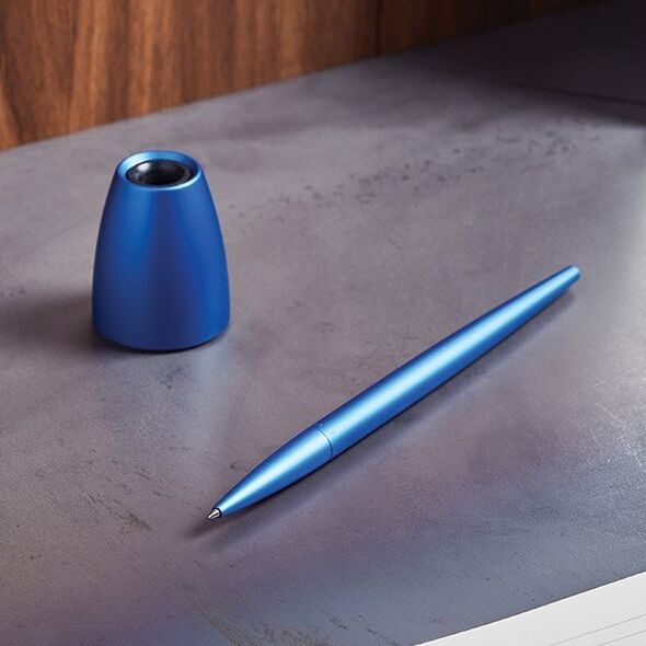 Lexon Lexon Scribalu Ballpoint pen with base blue/blue LS64B1