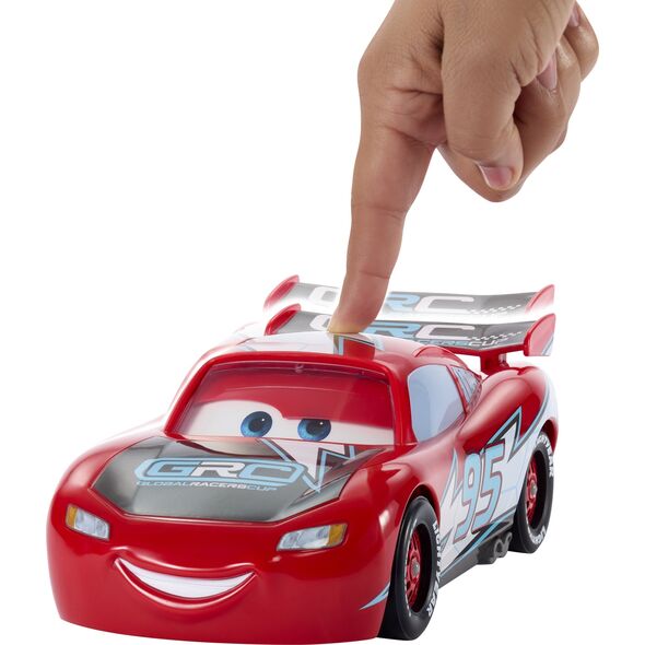 Mattel CARS drifteris „Makvynas“