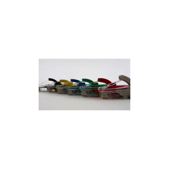 NetRack patchcord RJ45 osłonka zalewana kat. 6 UTP 0.5m Czerwony (BZPAT0P56R)
