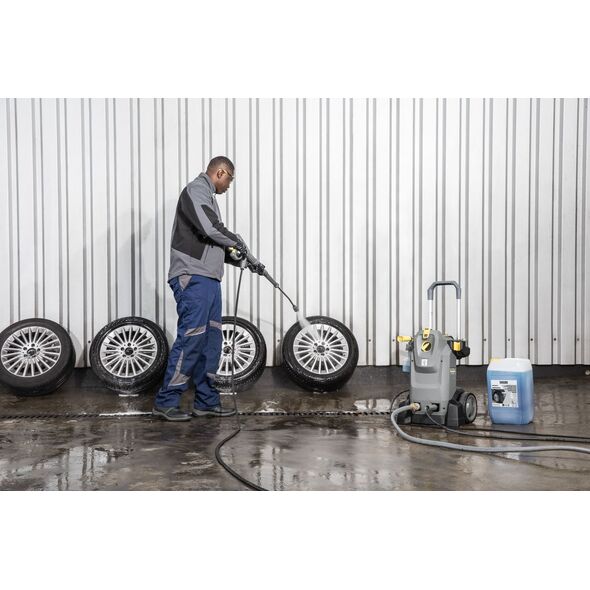 Myjka ciśnieniowa Karcher HD 6/15 M (1.150-930.0)