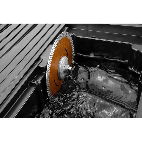 Graphite Przecinarka do płytek Energy + 18V
