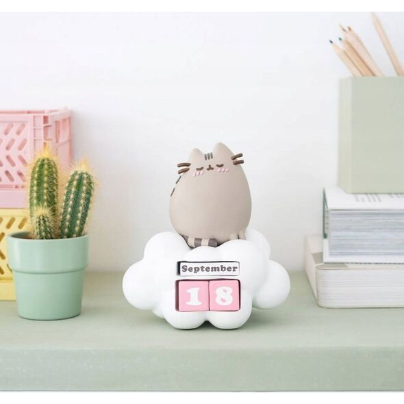Pusheen Pusheen - Wieczny kalendarz 3D z kolekcji Purrfect Love