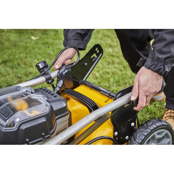 Kosiarka akumulatorowa Dewalt DCMW564N