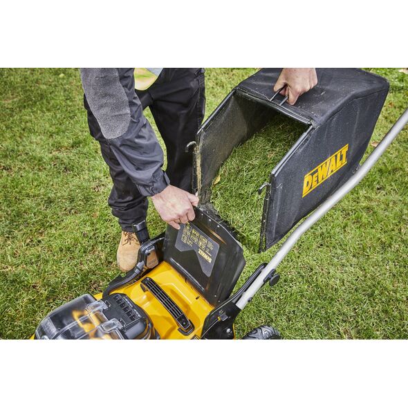 Kosiarka akumulatorowa Dewalt DCMW564N