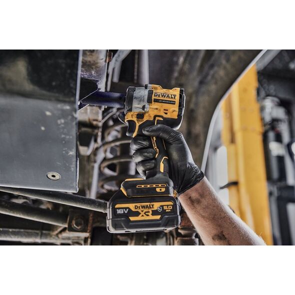 Klucz udarowy Dewalt 18v xr kompaktowy klucz udarowy 3/8" gfn 2x5ah