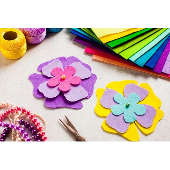 GDD Filc dekoracyjny czerwony 10szt HAPPY COLOR