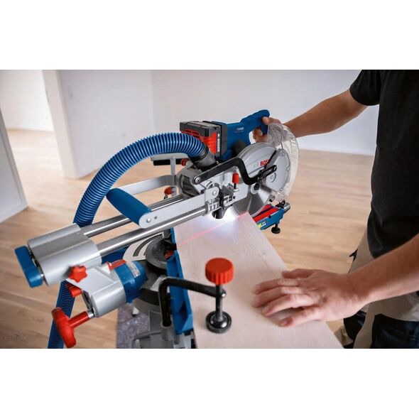 Ukośnica Bosch Bosch cordless chop and miter saw BITURBO GCM 18V-216 D Professional solo, chop and miter saw (blue, without battery and charger)