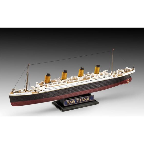Revell Revell gift set RMS Titanic, model vehicle (two models, scale: 1:700 and 1:1200)
