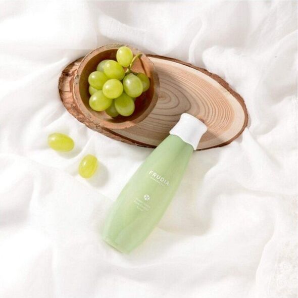 FRUDIA_Green Grape Pore Toner tonik do twarzy na bazie winogron 195ml