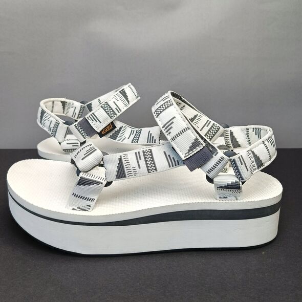 Teva W'S Flatform Universal, CBWHT, 39 (us 8)| Ηνωμένο Βασίλειο 6 8262527 192410708673