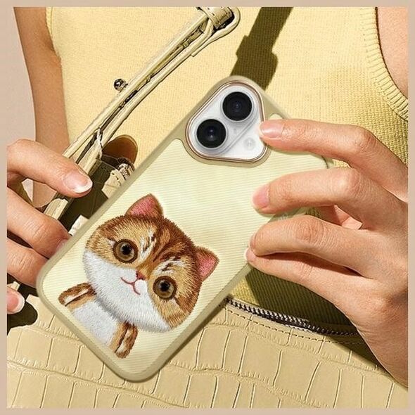 Nimmy case iPhone 16 6.1" khaki Big Eyed Pet 2.0 Cat