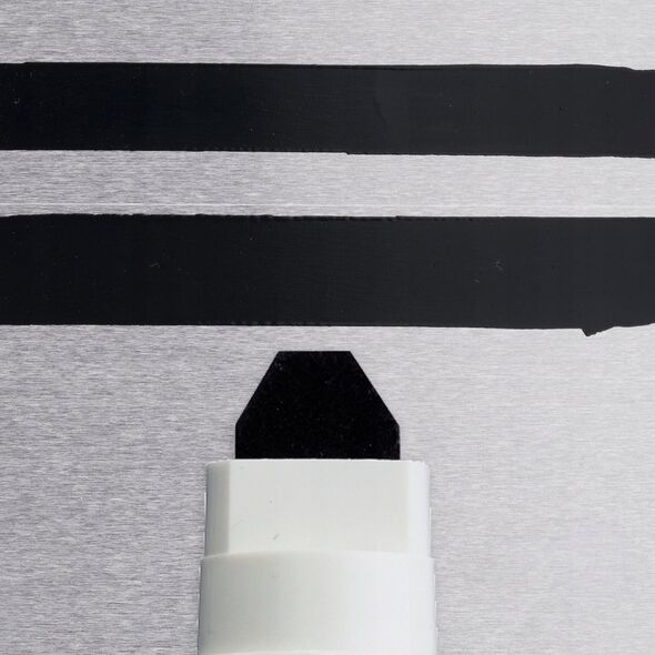 Sakura Marker METAL μαύρο έντονο, Sakura 13684673 84511293939