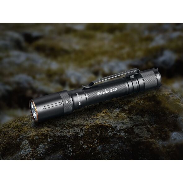 Latarka Fenix Latarka diodowa Fenix E20 V2.0 (039-451)