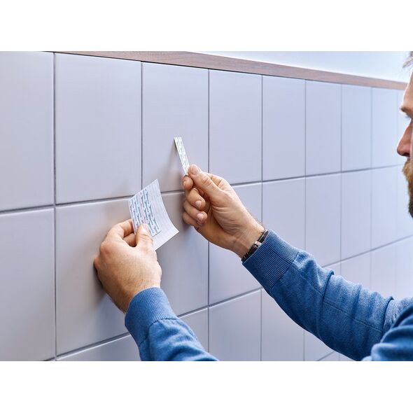 Tesa Uniwersalny hak Biały 2 szt. 77762