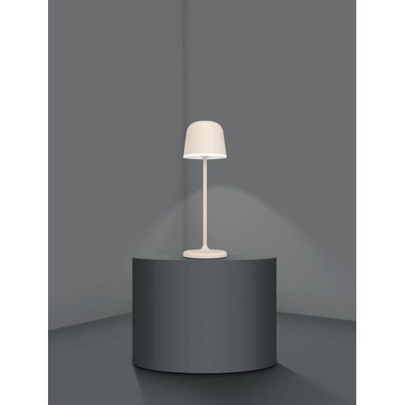 EGLO MANNERA UDENDØRS BORD GENOPL. TOUCH 200LM 1800MA SAND