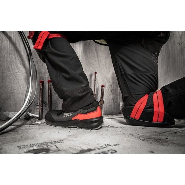 MILWAUKEE FLEXTRED SHOES 1L110133 SIZE.38 S1PS ESD FO LOW